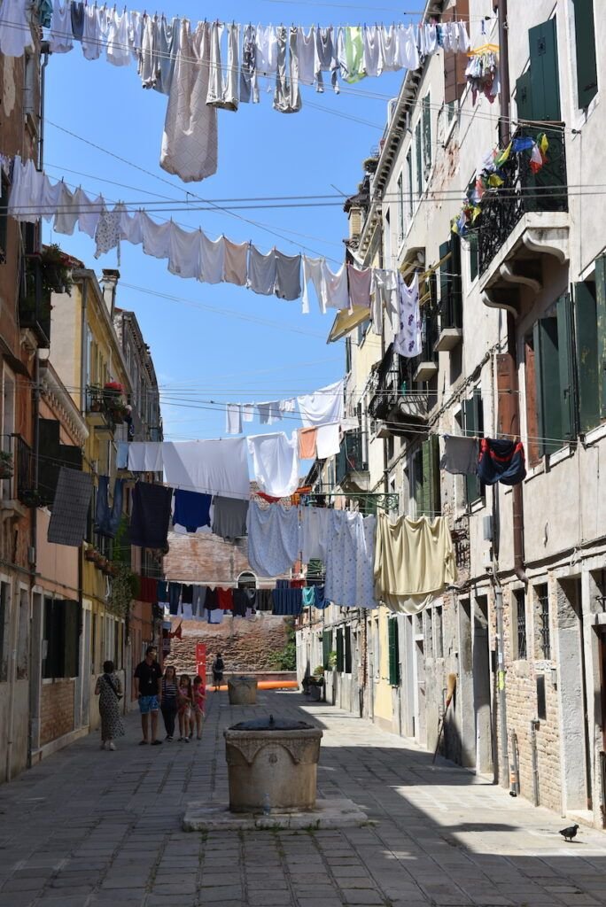 Venezia: Guida Completa alla Città sull'Acqua tra Magia e Segreti venezia (non solo la solita) il ghetto ebraico, dorsoduro, ottimi ristoranti, panorami, angoli nascosti
